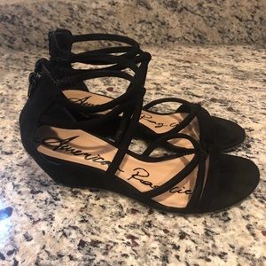 American Rag black sandals Size 9